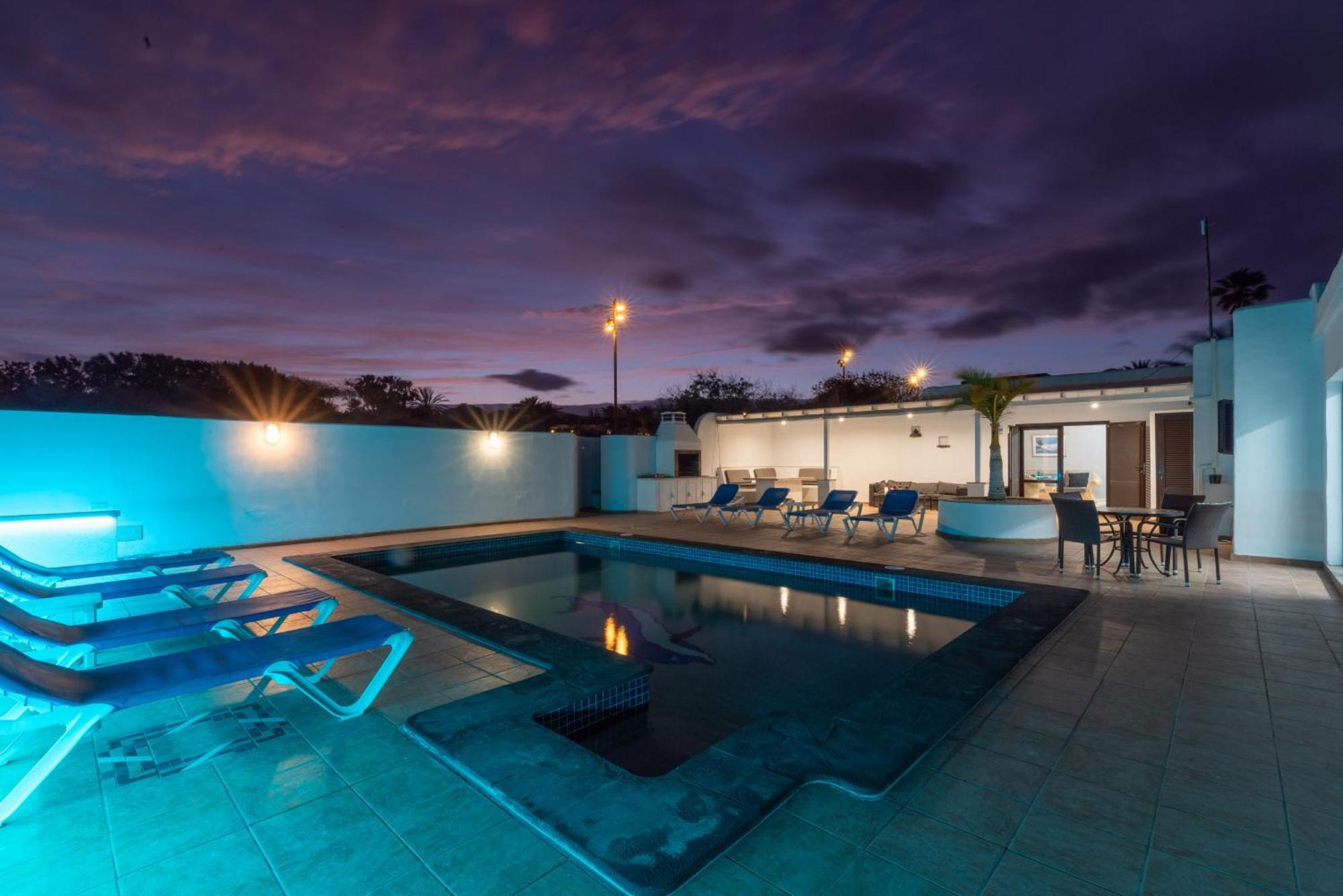 Villa Michelle - Lh114 By Villas Now Ltd Playa Blanca (Lanzarote) Exterior foto
