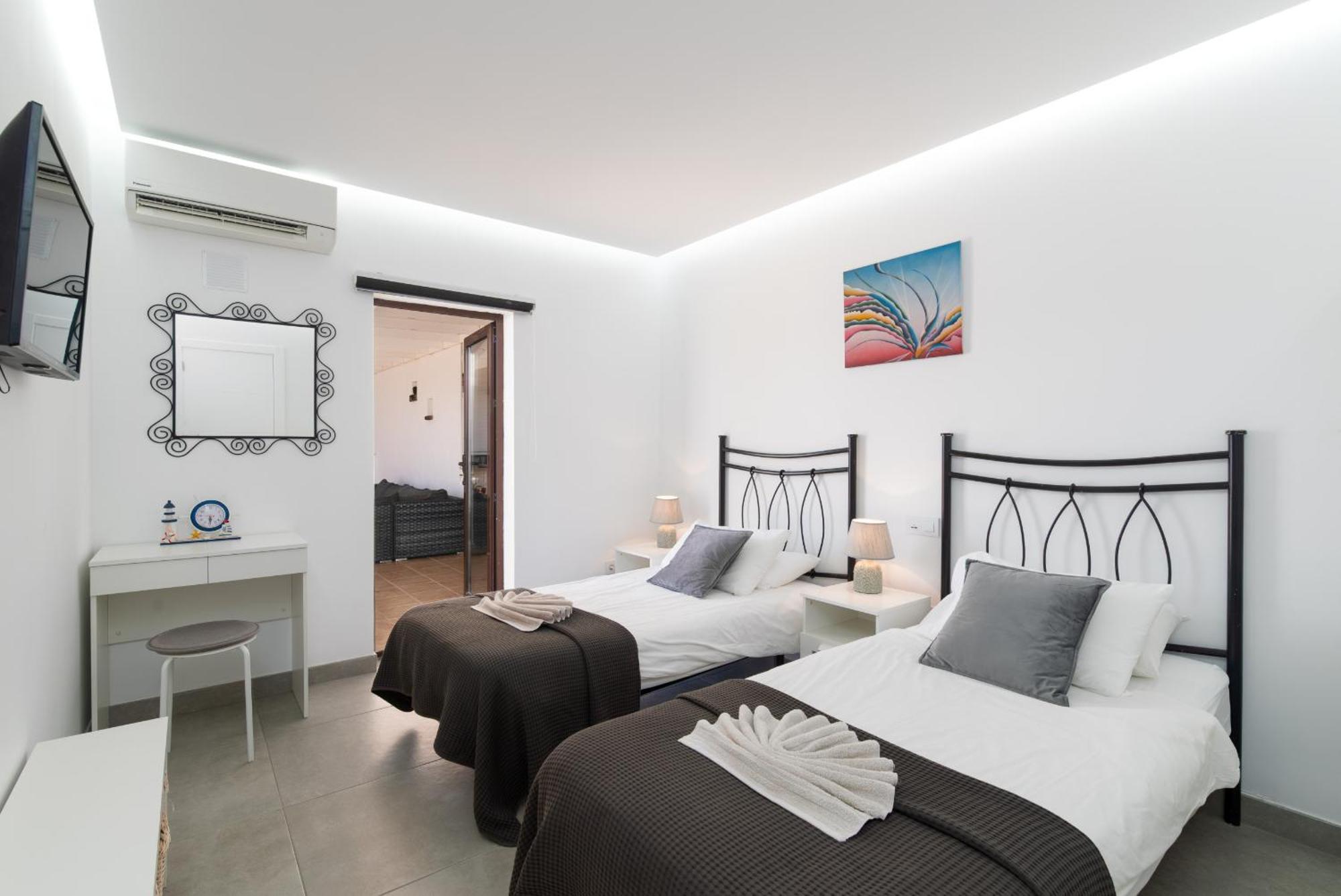 Villa Michelle - Lh114 By Villas Now Ltd Playa Blanca (Lanzarote) Exterior foto